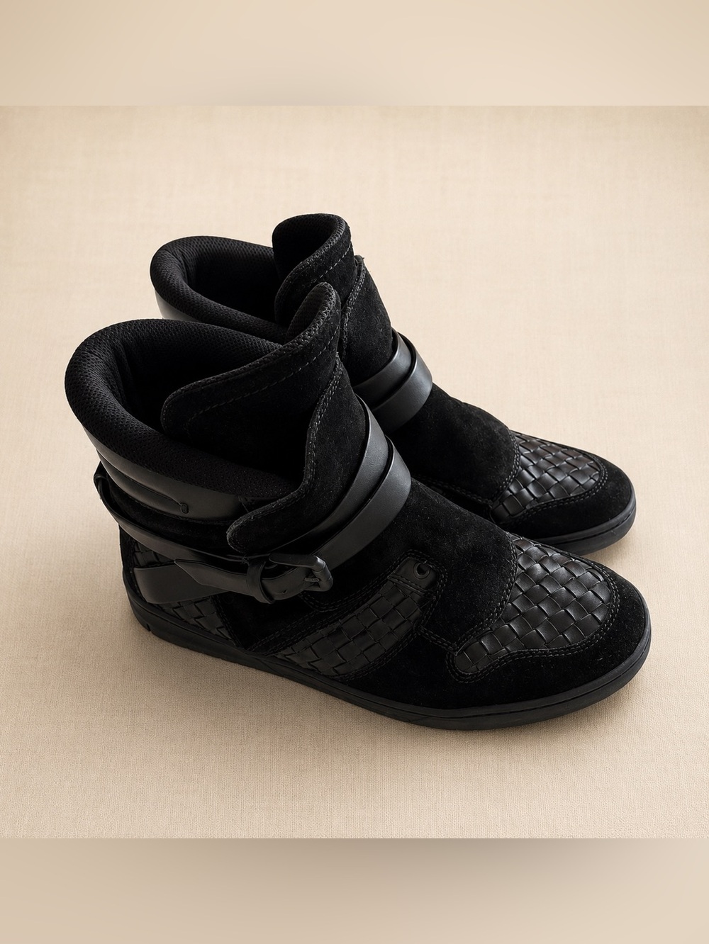 BOTTEGA VENETA Intrecciato High Top Luxury Sneaker Italy 41.5 Men 9 Women 11